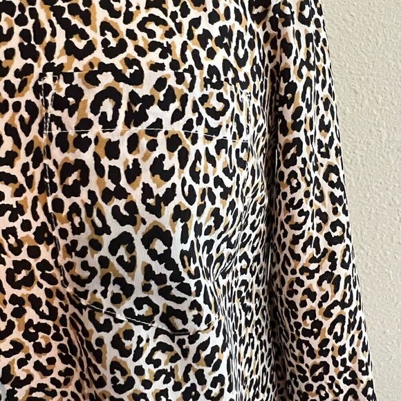 J Crew 100% Silk Leopard Button Up Blouse NWT - Picture 4 of 6